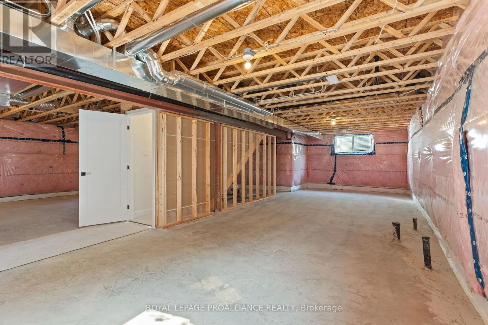 1054 TURNER DRIVE