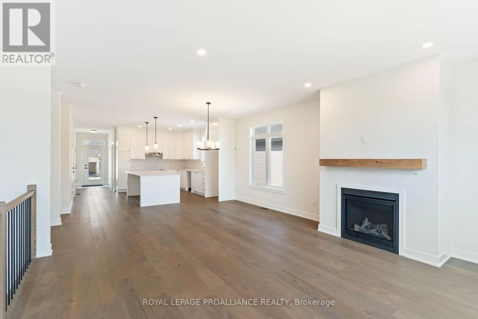 1054 TURNER DRIVE