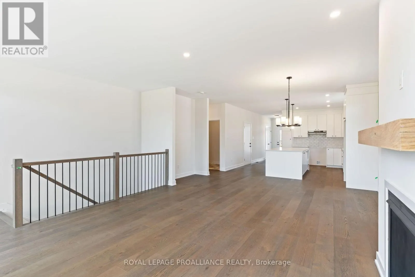 1054 TURNER DRIVE