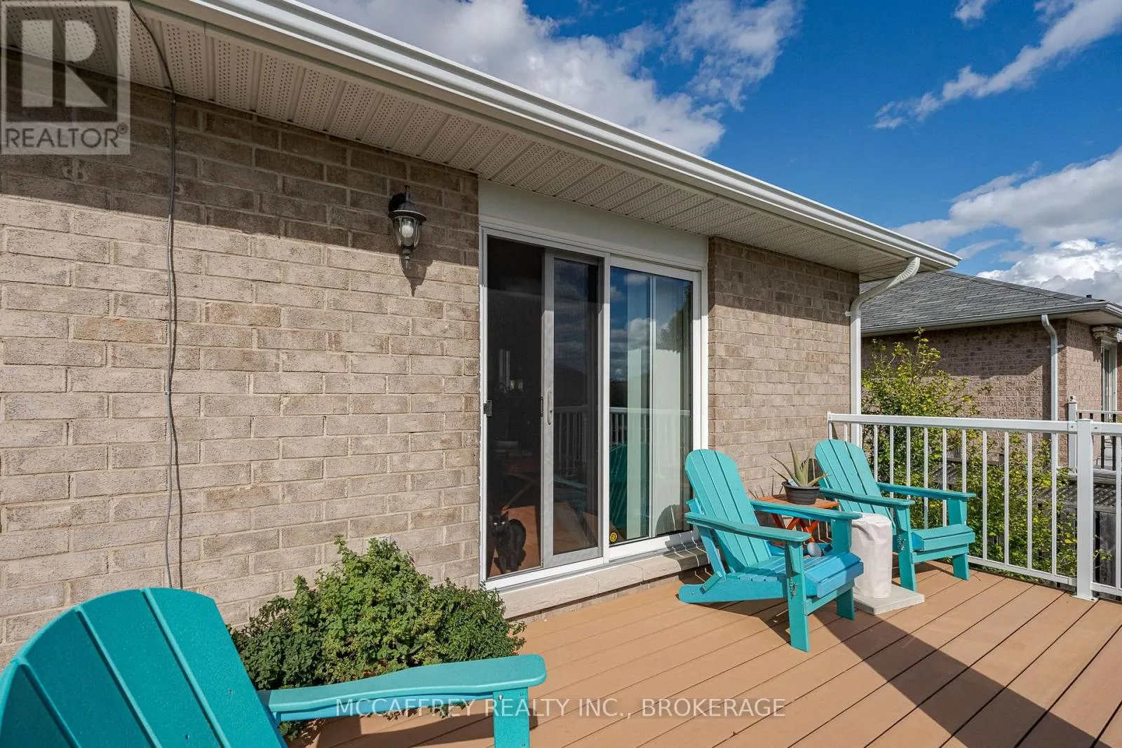 444 BRIDGE STREET W
