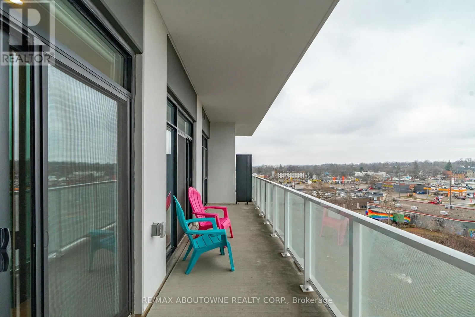506 - 71 WYNDHAM STREET S