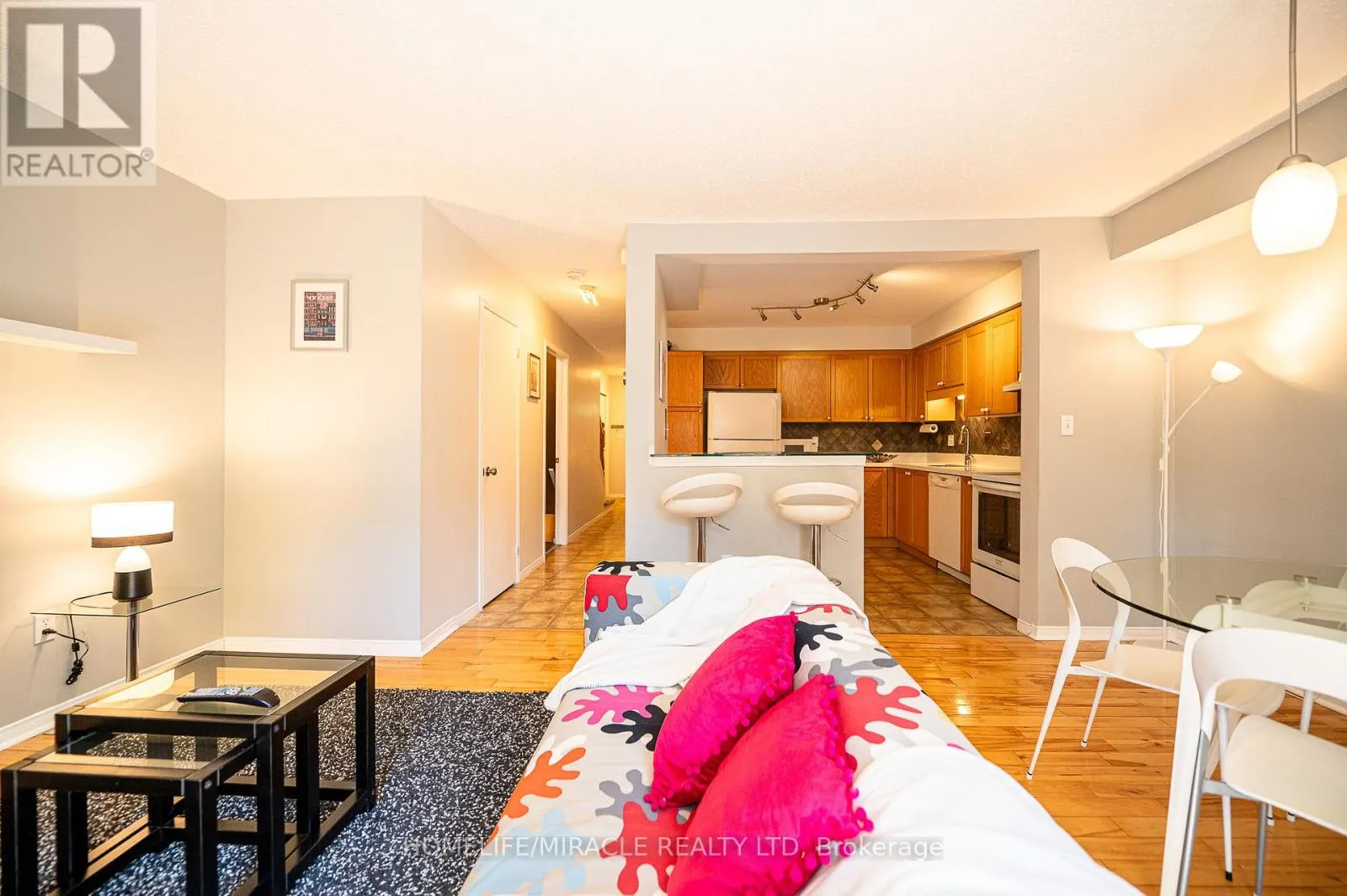 55 - 151 CLAIRFIELDS DRIVE E
