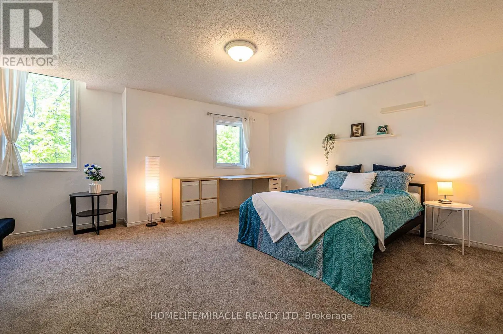 55 - 151 CLAIRFIELDS DRIVE E