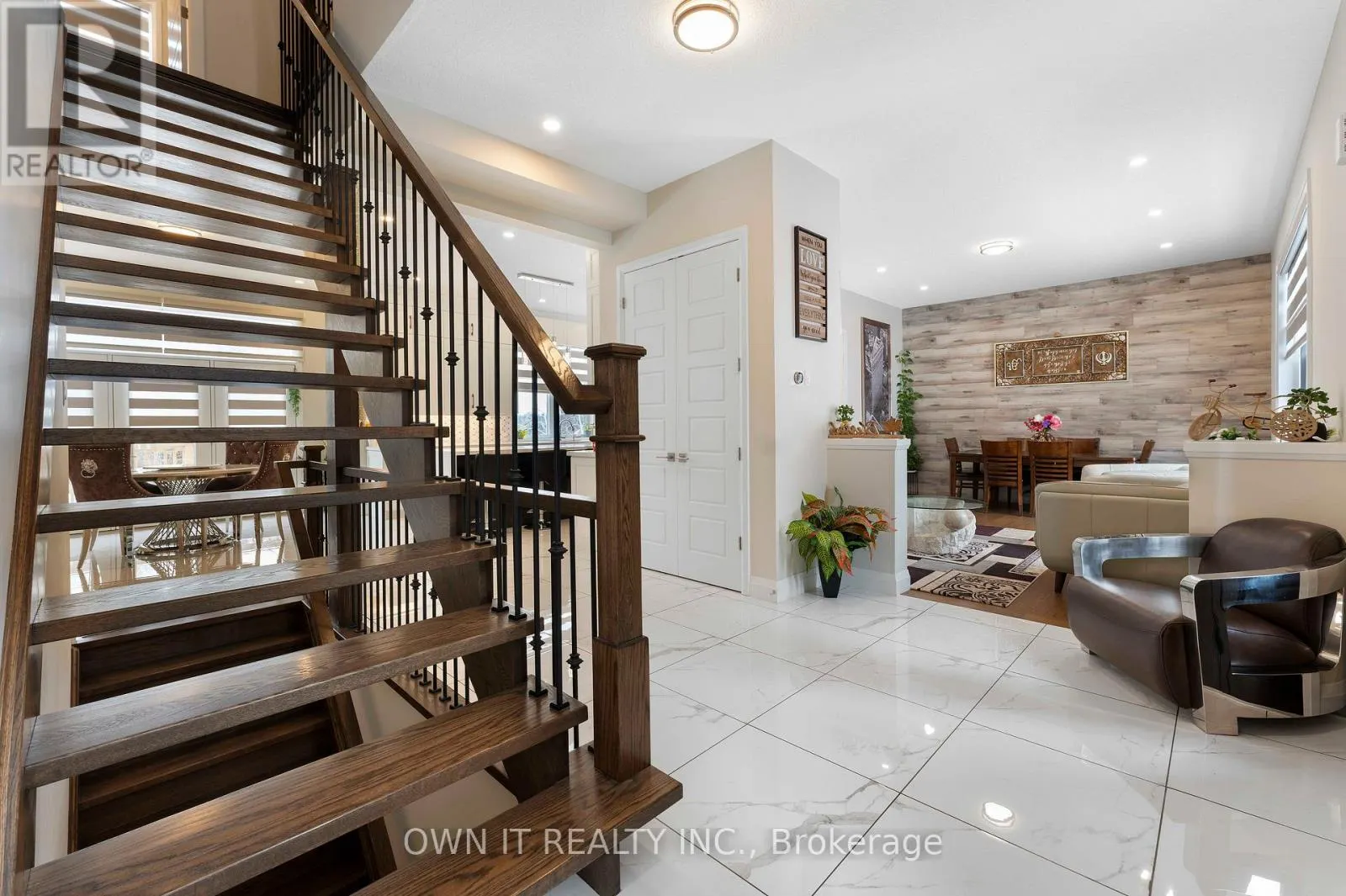 23 YARL PLACE