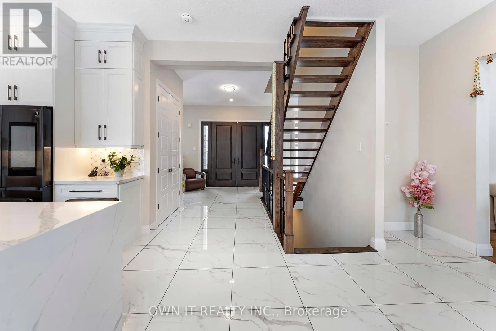 23 YARL PLACE