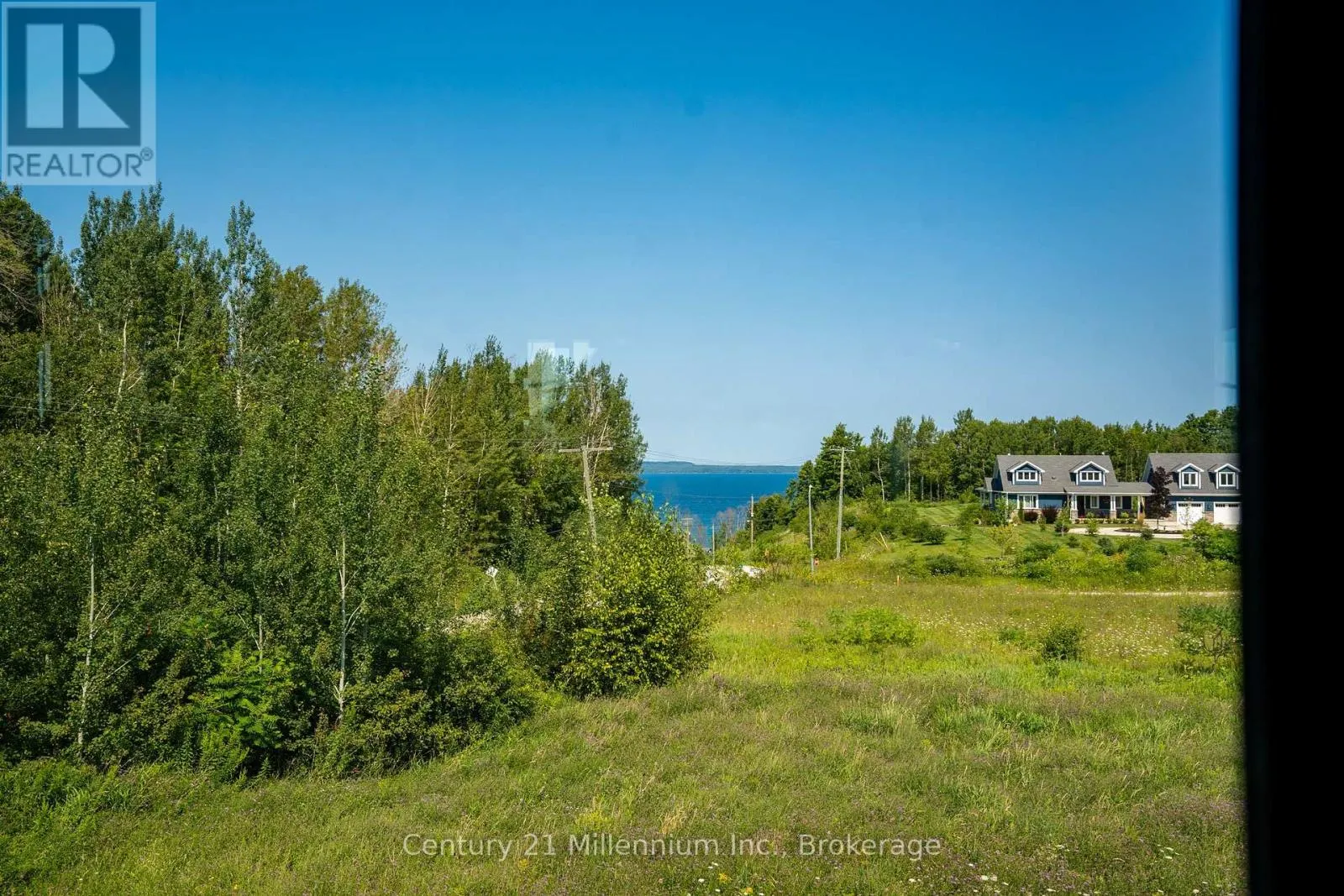 101 UGOVSEK CRESCENT