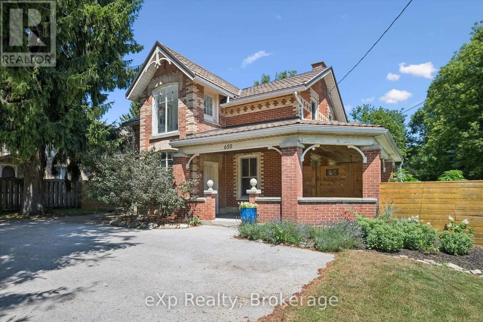 650 ST DAVID ST, NORTH ROAD