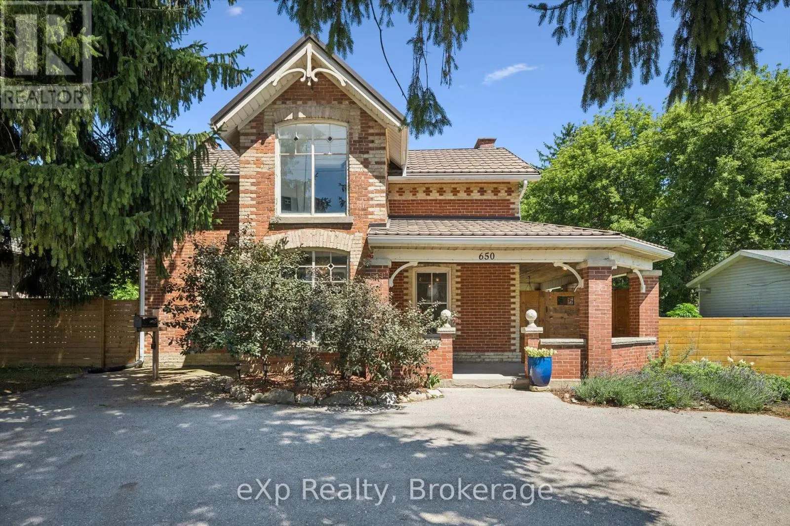 650 ST DAVID ST, NORTH ROAD