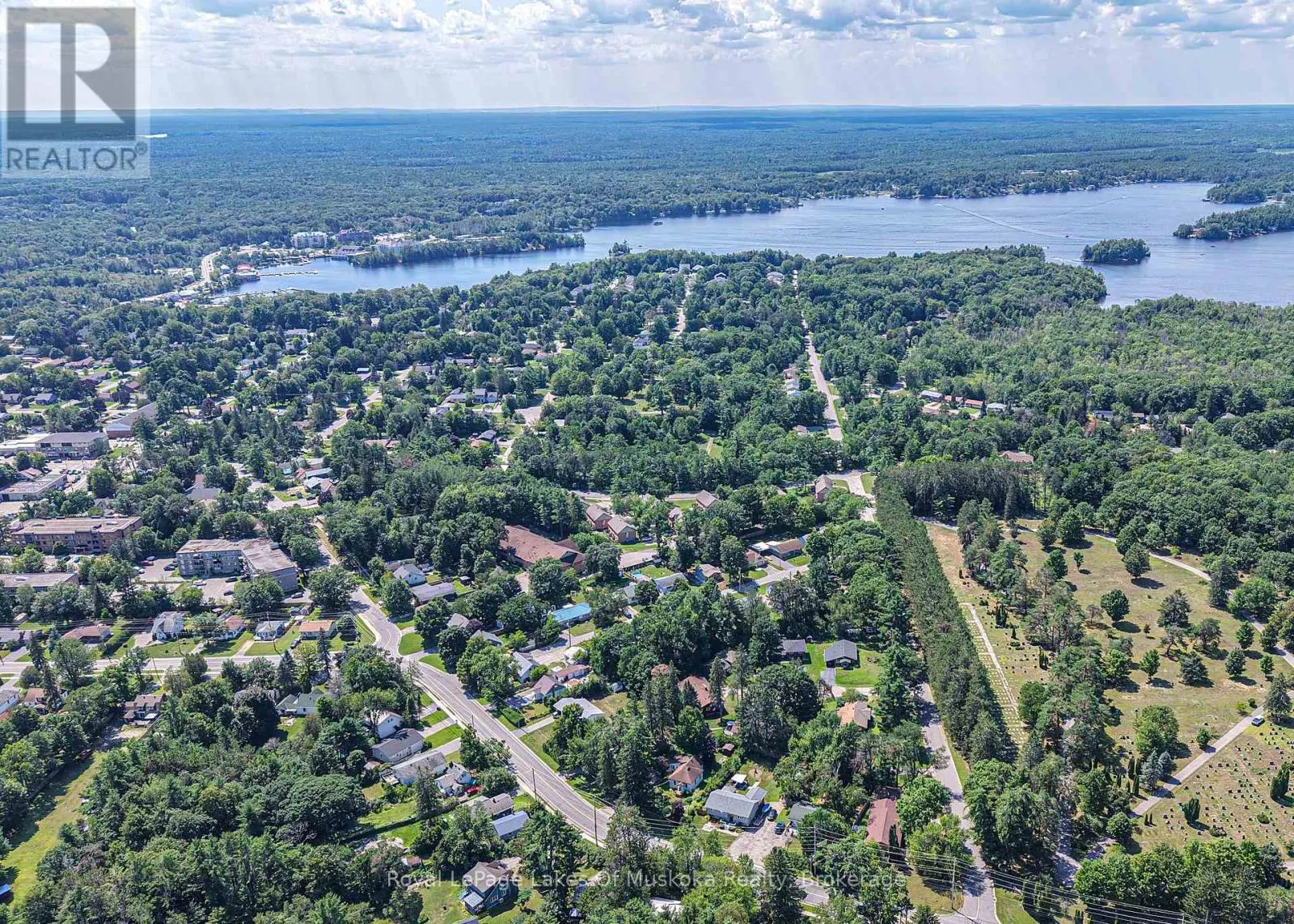 180 LOFTY PINES CRESCENT