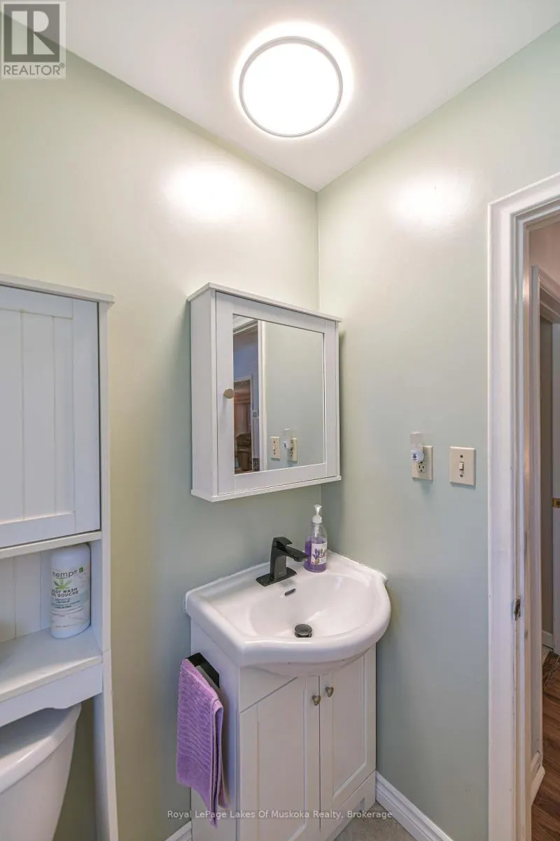 180 LOFTY PINES CRESCENT