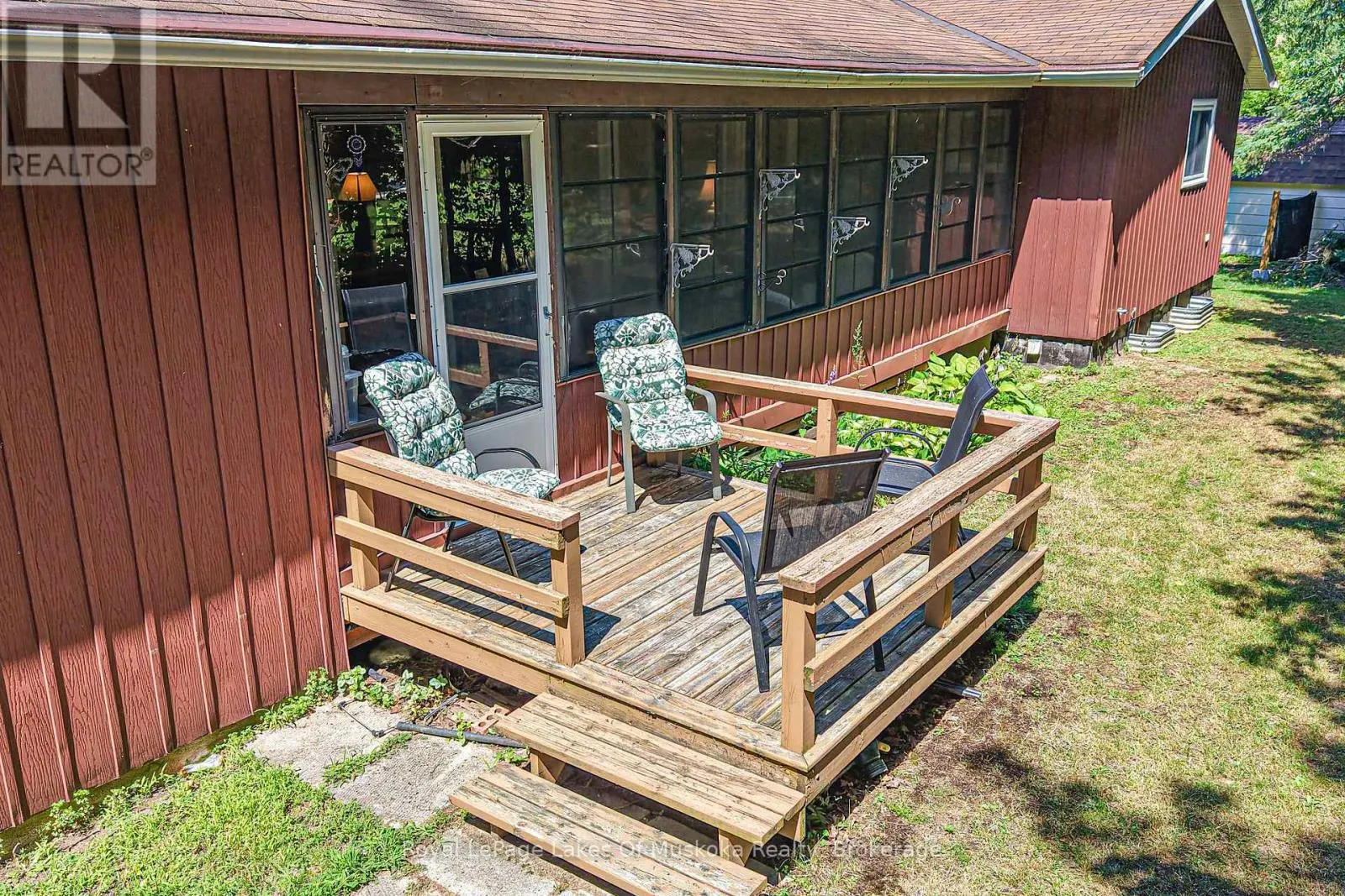 180 LOFTY PINES CRESCENT