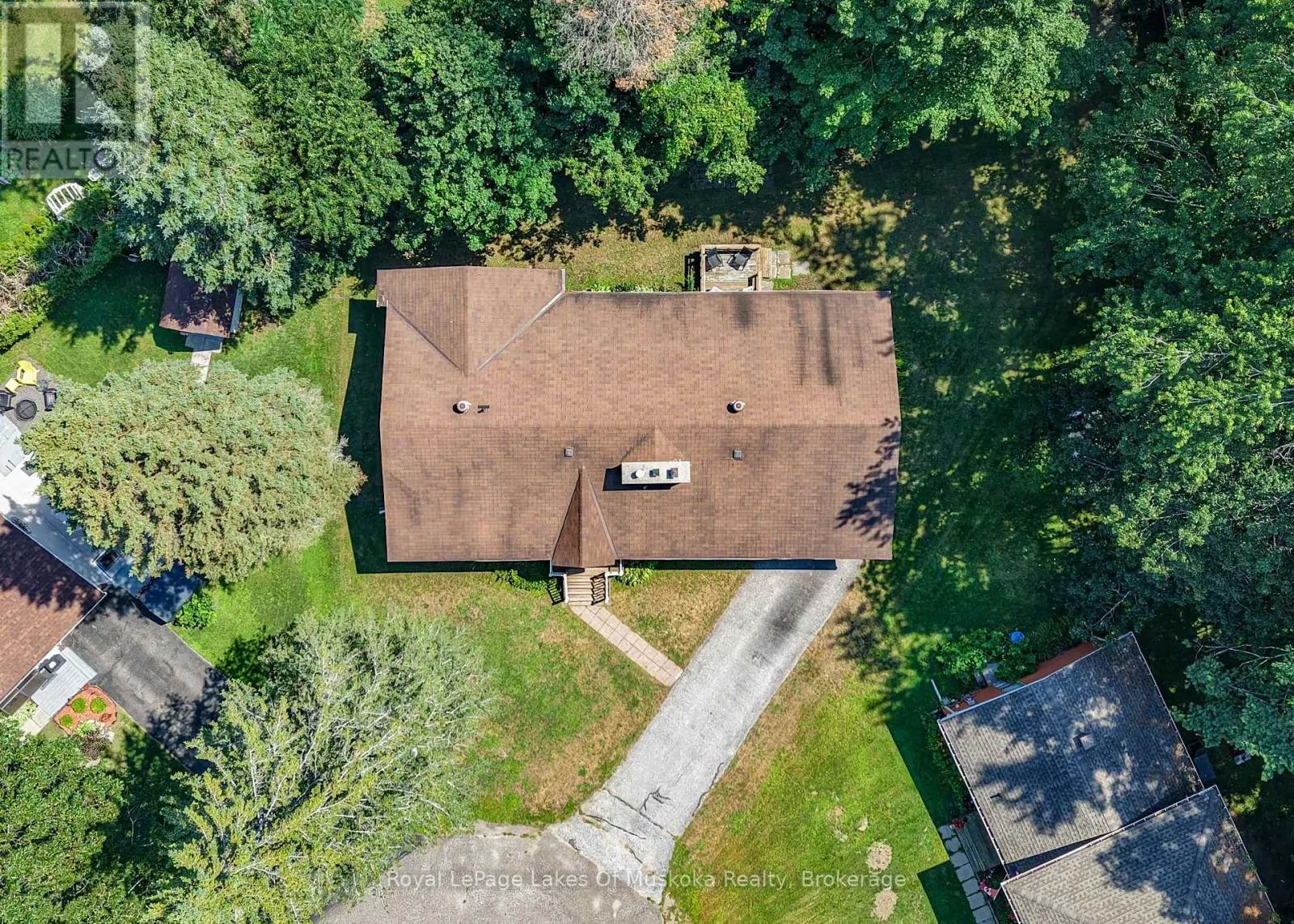 180 LOFTY PINES CRESCENT