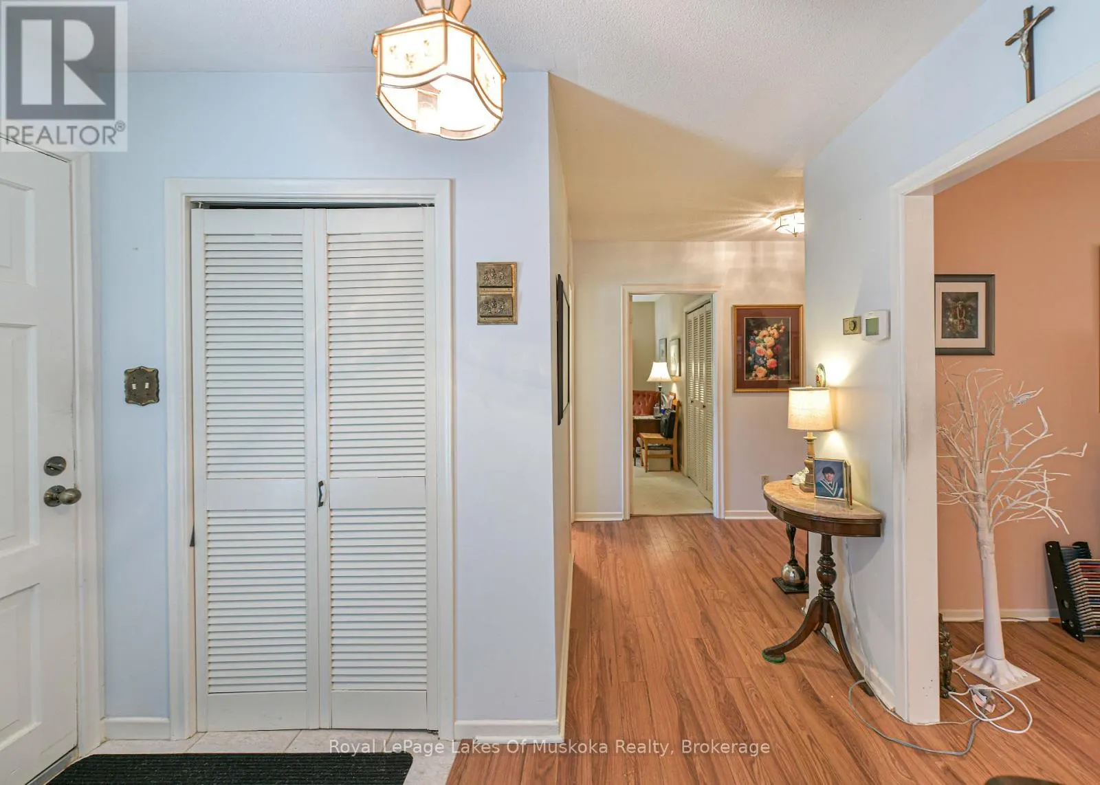 180 LOFTY PINES CRESCENT