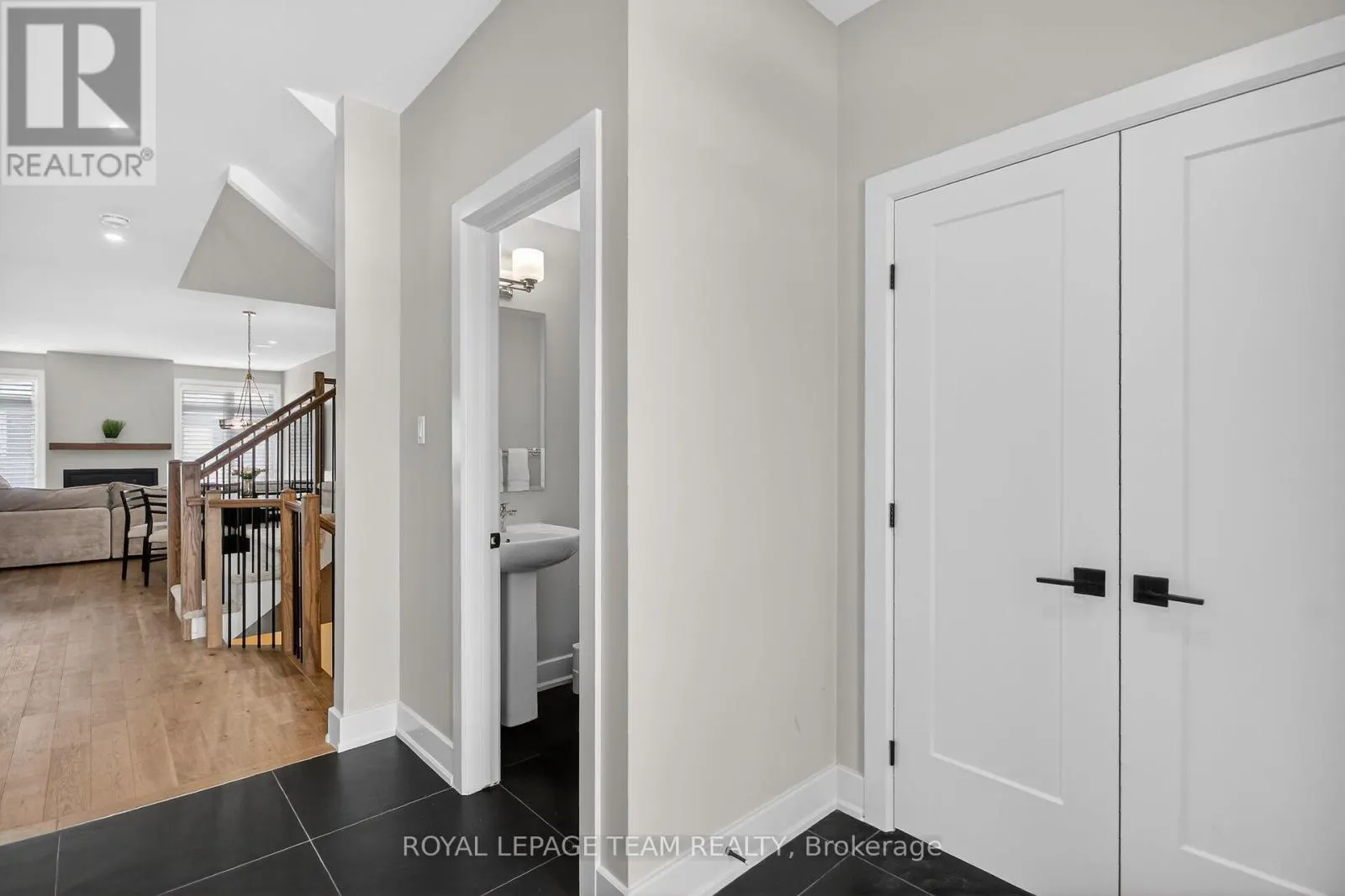 988 BECKTON HEIGHTS