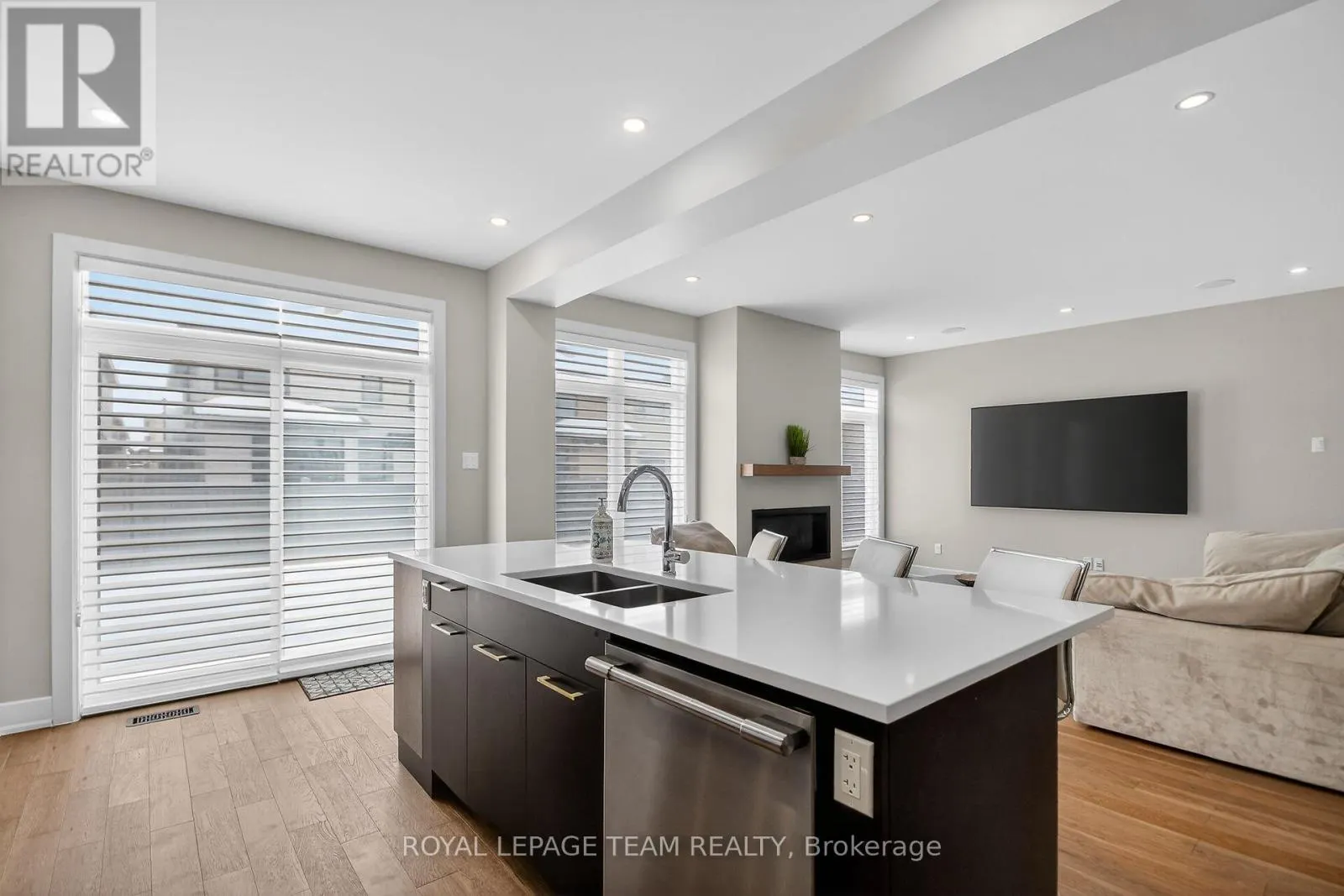 988 BECKTON HEIGHTS