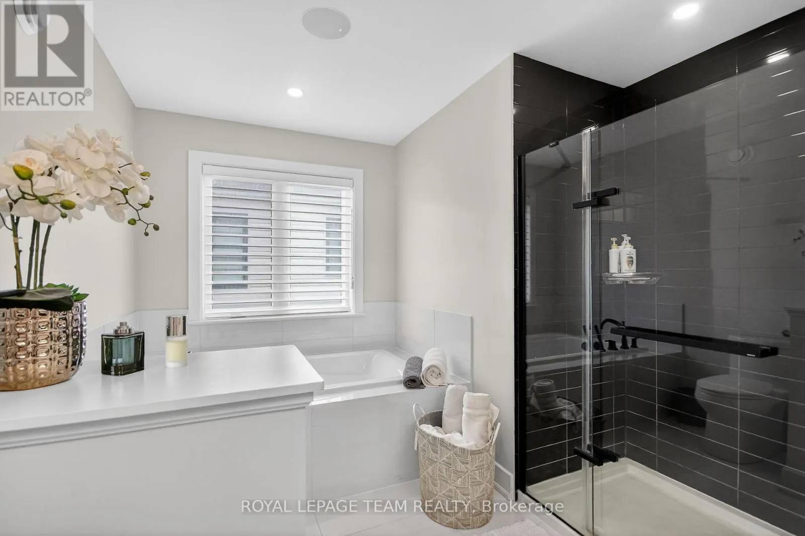 988 BECKTON HEIGHTS