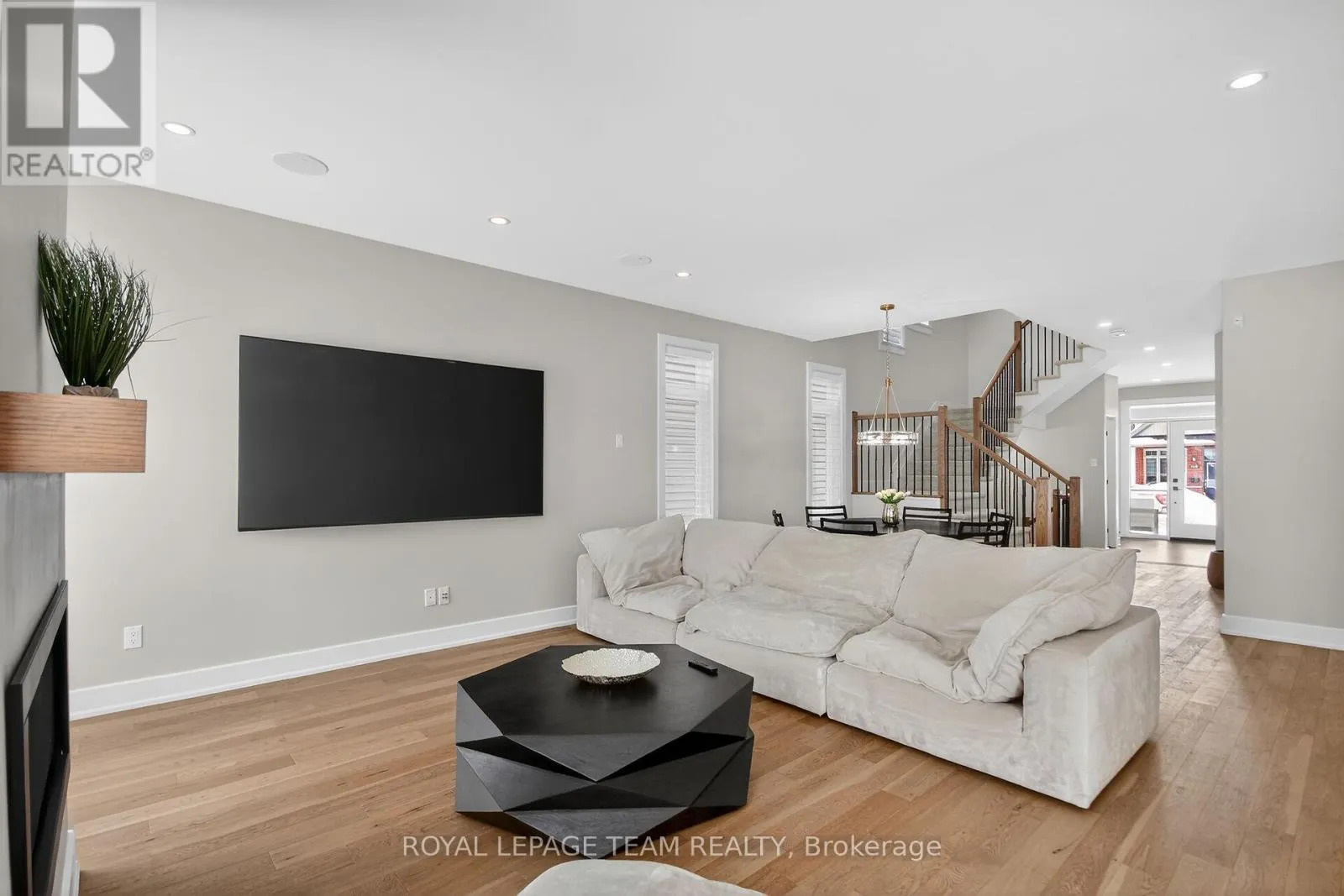 988 BECKTON HEIGHTS