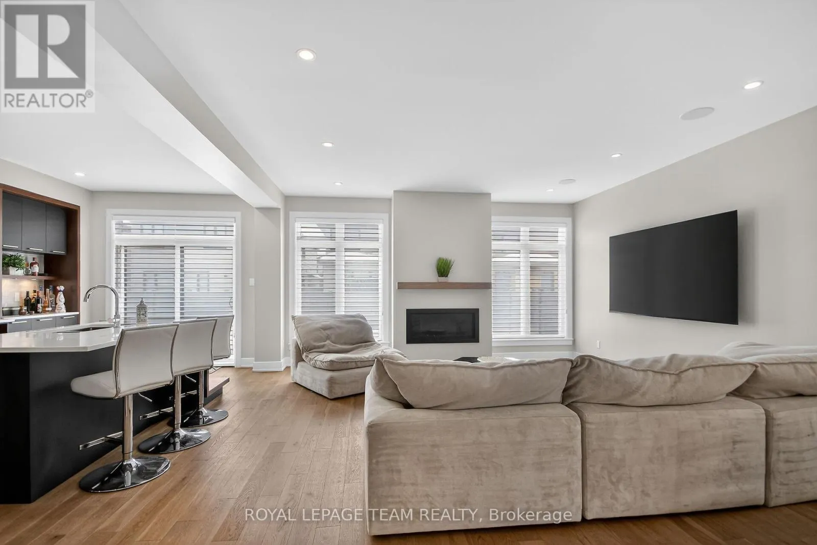 988 BECKTON HEIGHTS