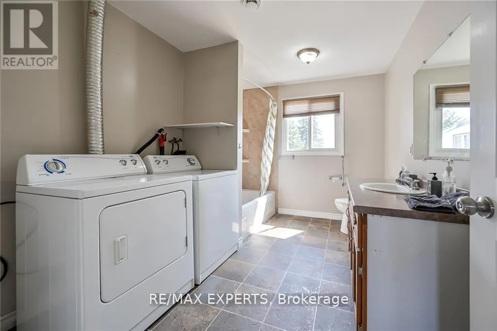180 HALDIMAND ROAD 20