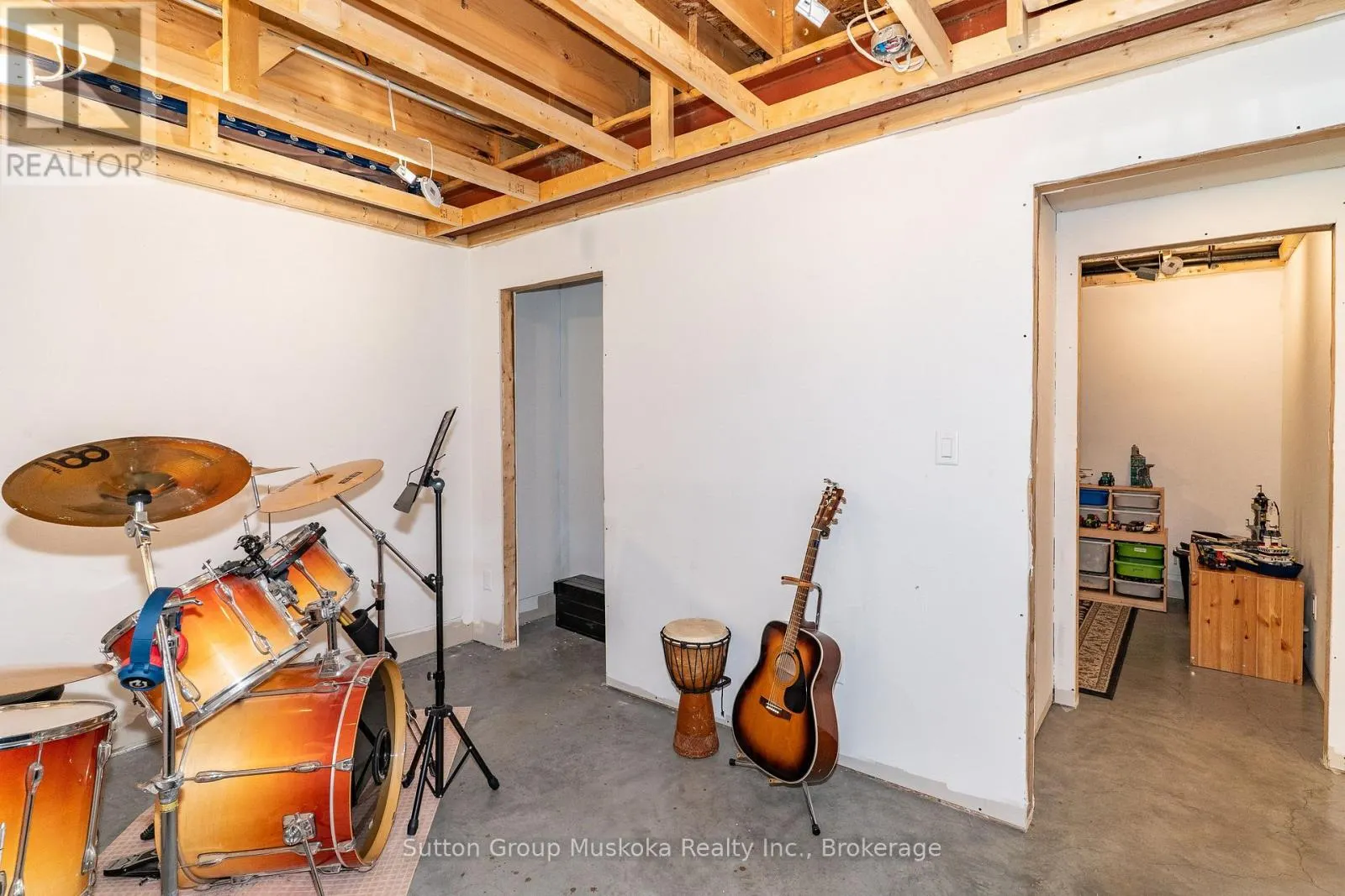 1265 BRITANNIA ROAD