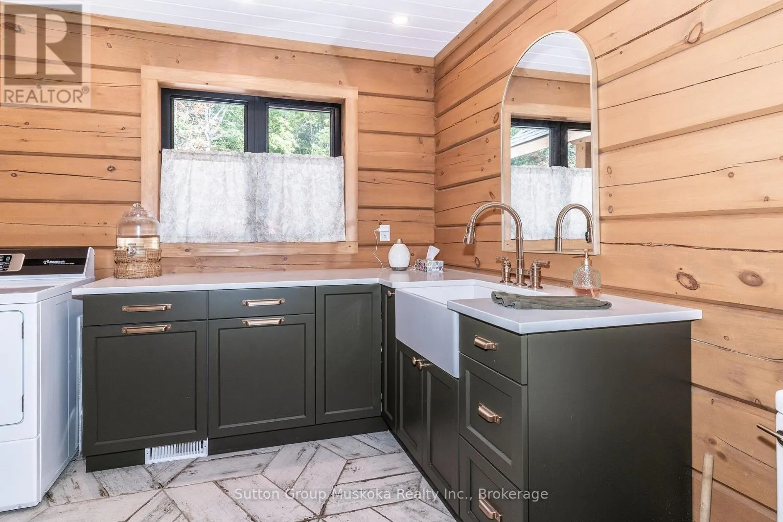 1265 BRITANNIA ROAD