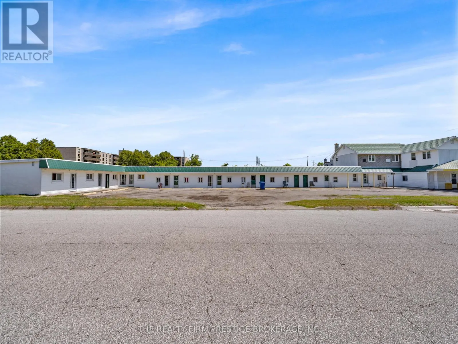 421 GRAND AVENUE E