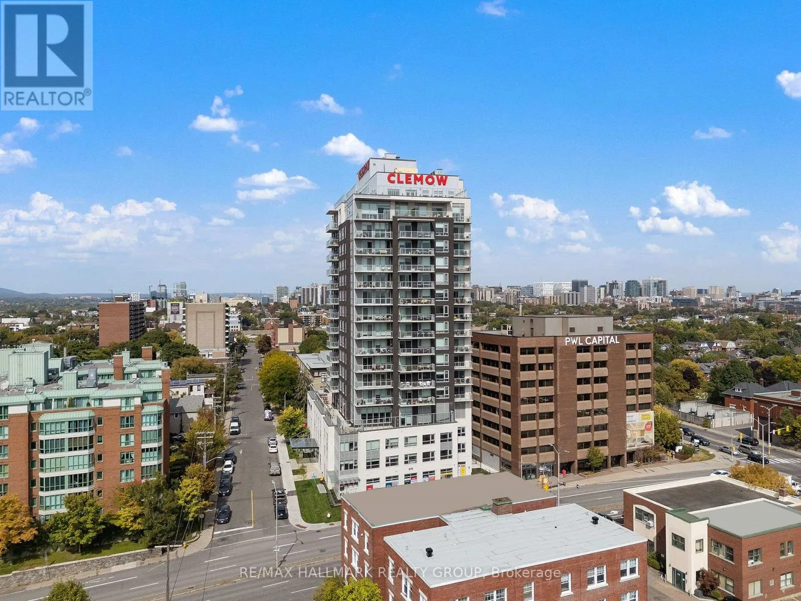306 - 275 CARLING AVENUE