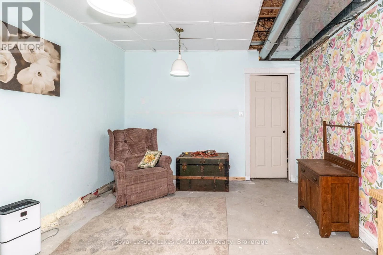 1185 MIRIAM DRIVE