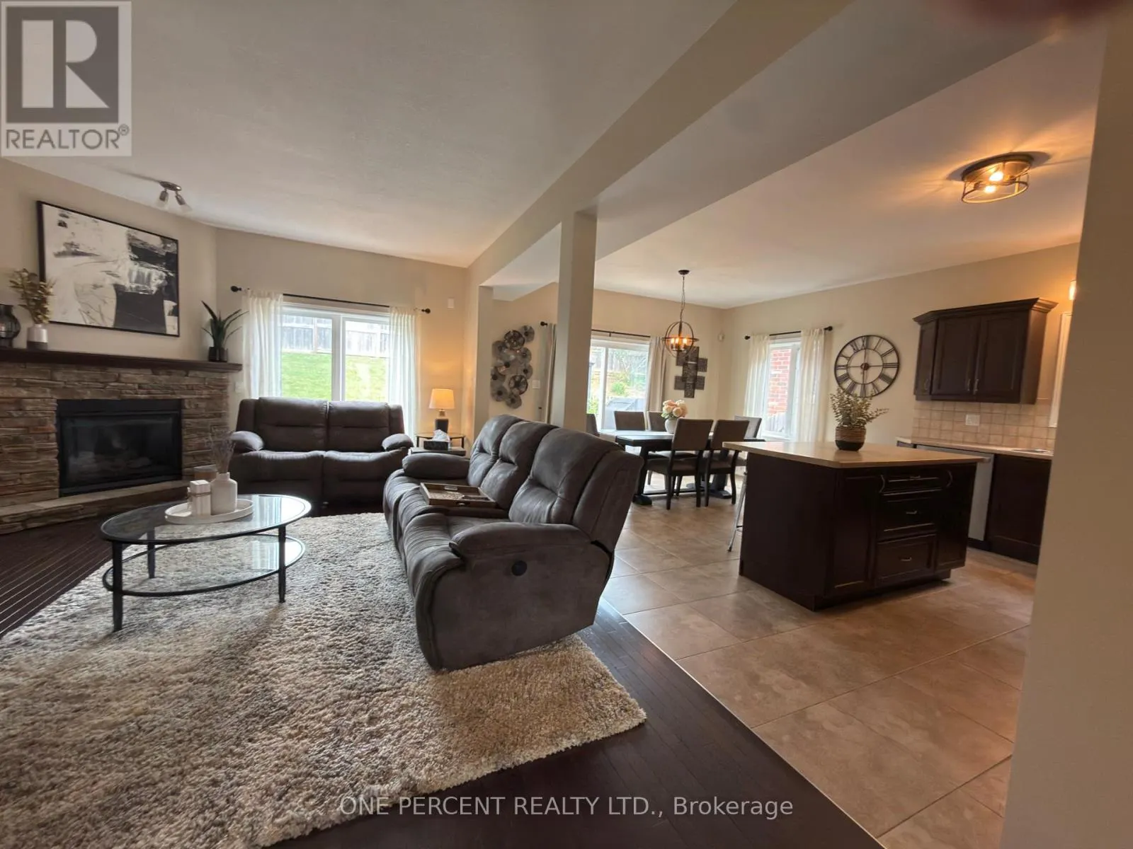 4871 NORTHGATE CRESCENT