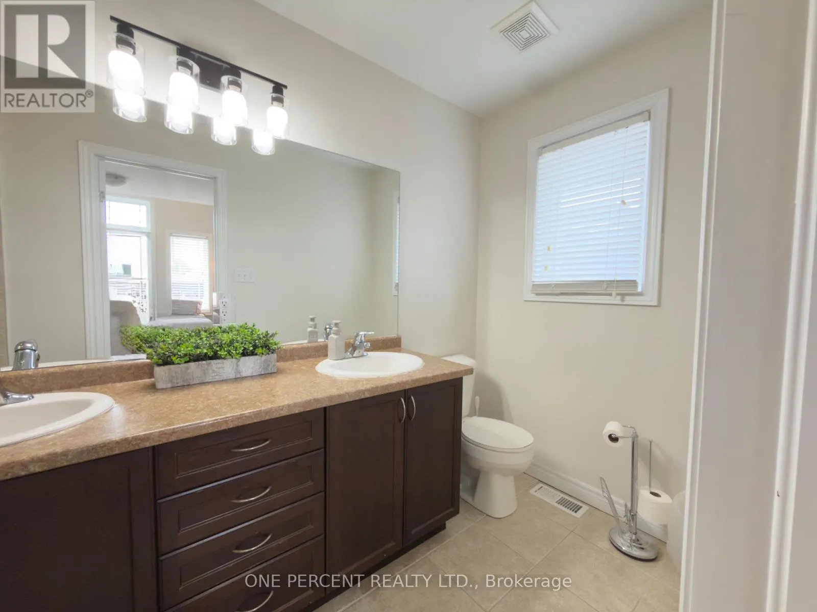 4871 NORTHGATE CRESCENT