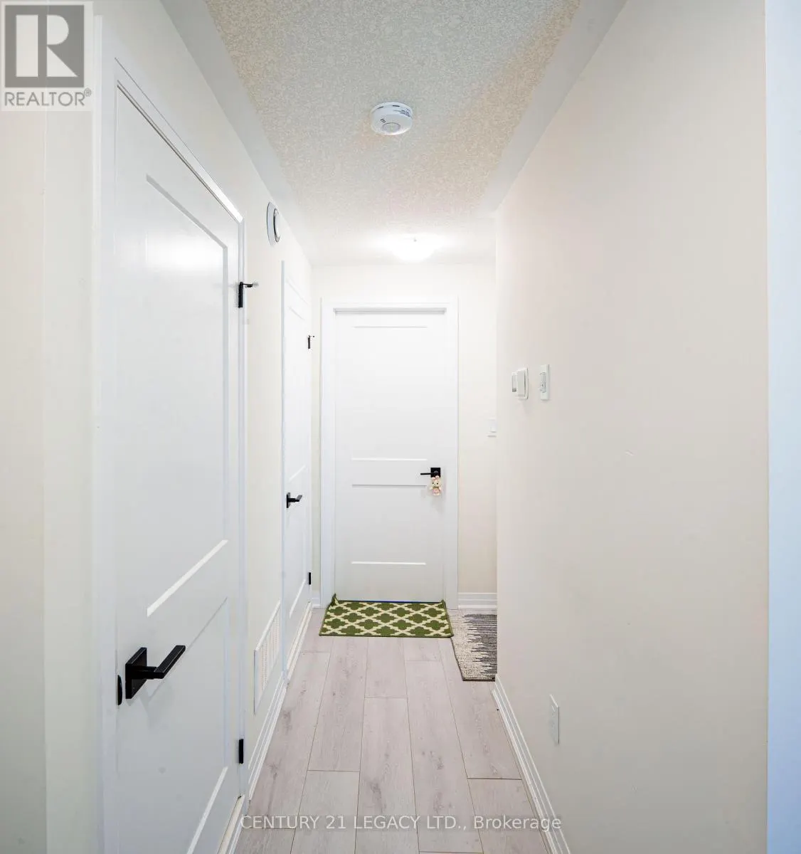 142 FOAMFLOWER PLACE