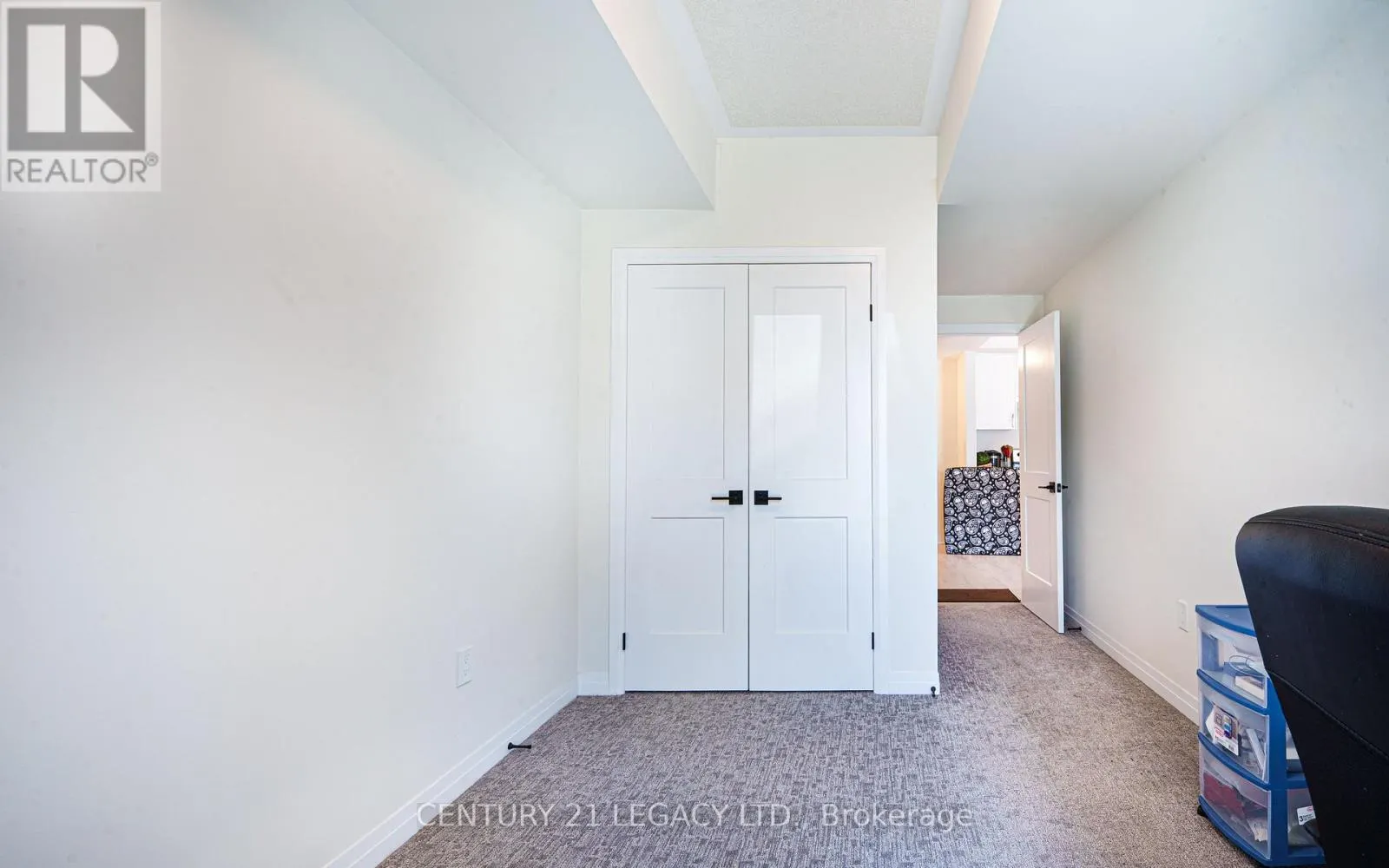 142 FOAMFLOWER PLACE