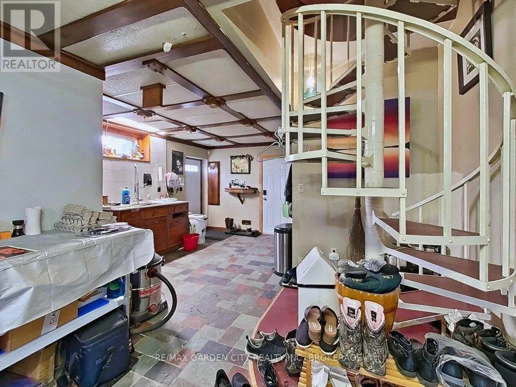 1030 METLER ROAD