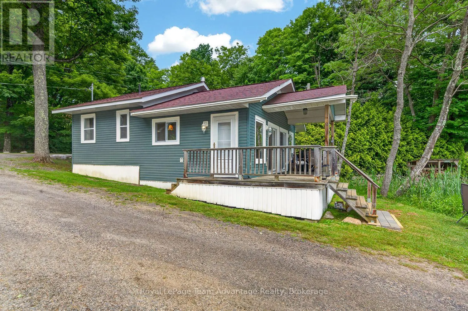 9 - 7 SILVER POINT ROAD #9