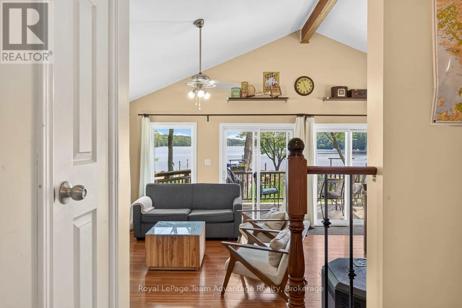 9 - 7 SILVER POINT ROAD #9