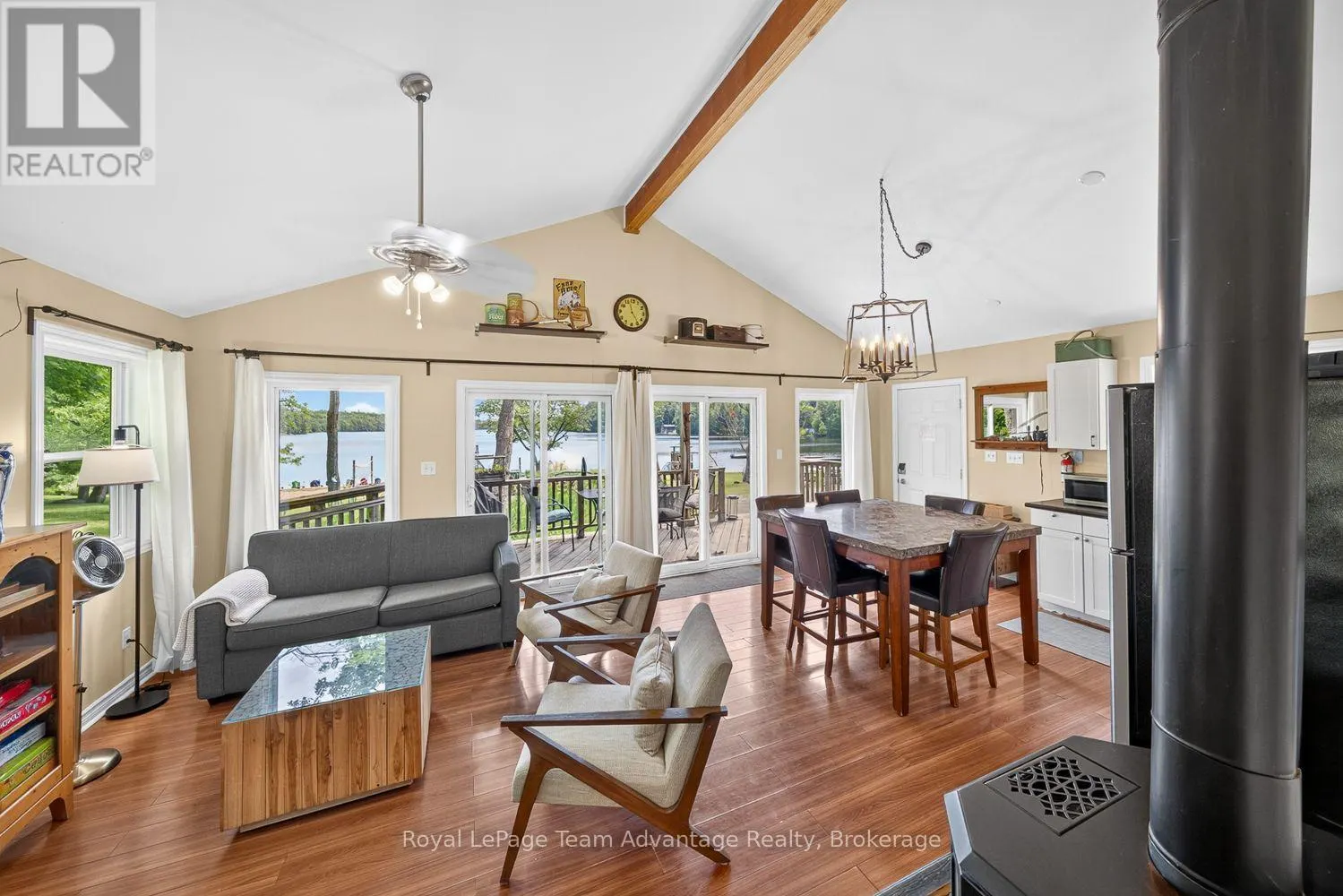 9 - 7 SILVER POINT ROAD #9