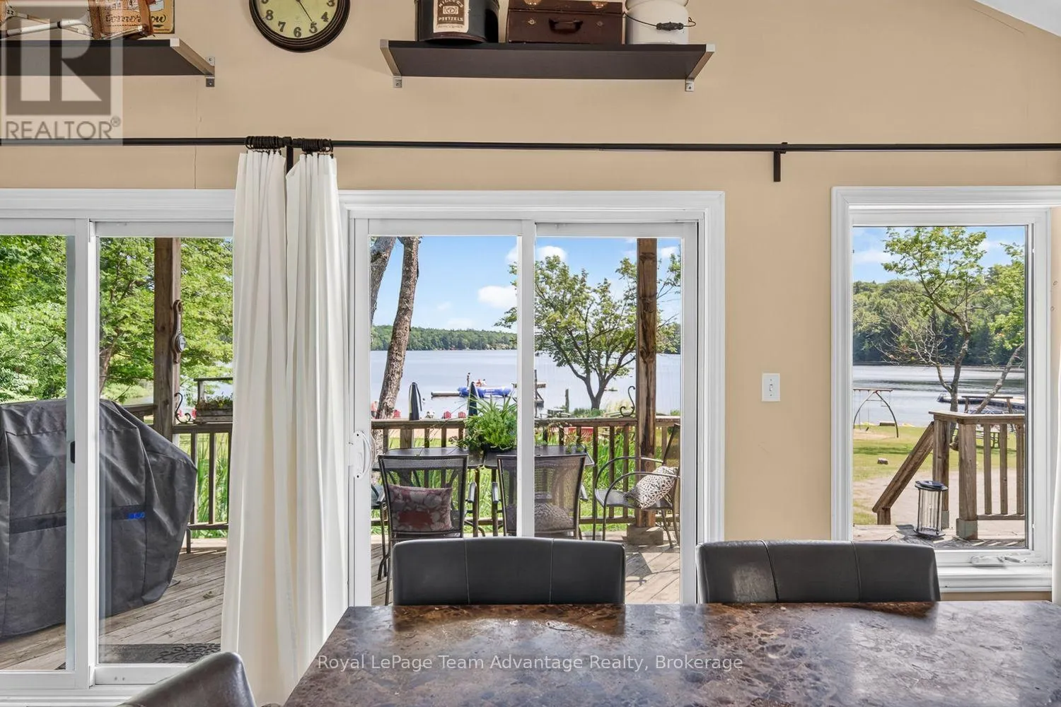 9 - 7 SILVER POINT ROAD #9