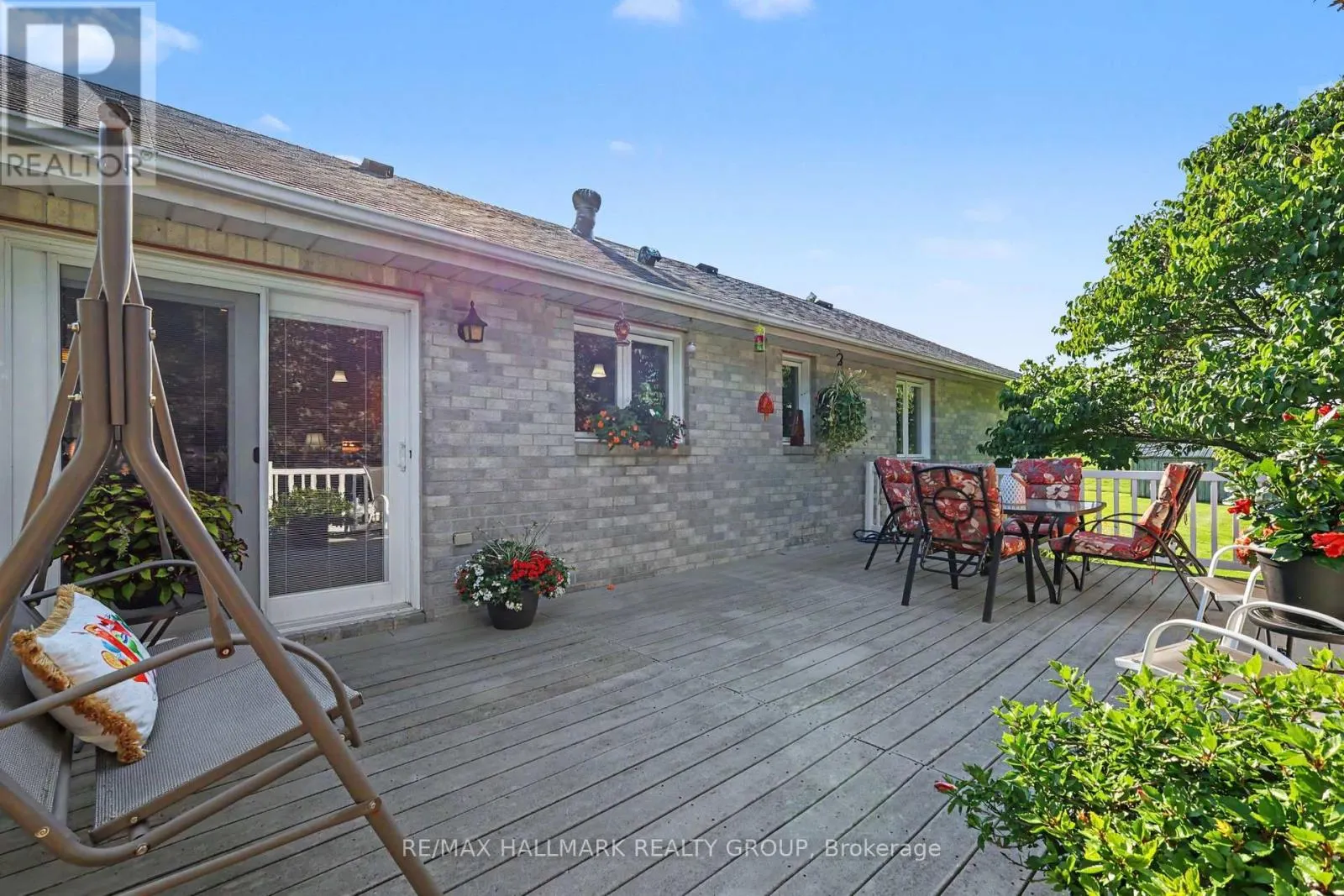 1721 CARSONBY ROAD E