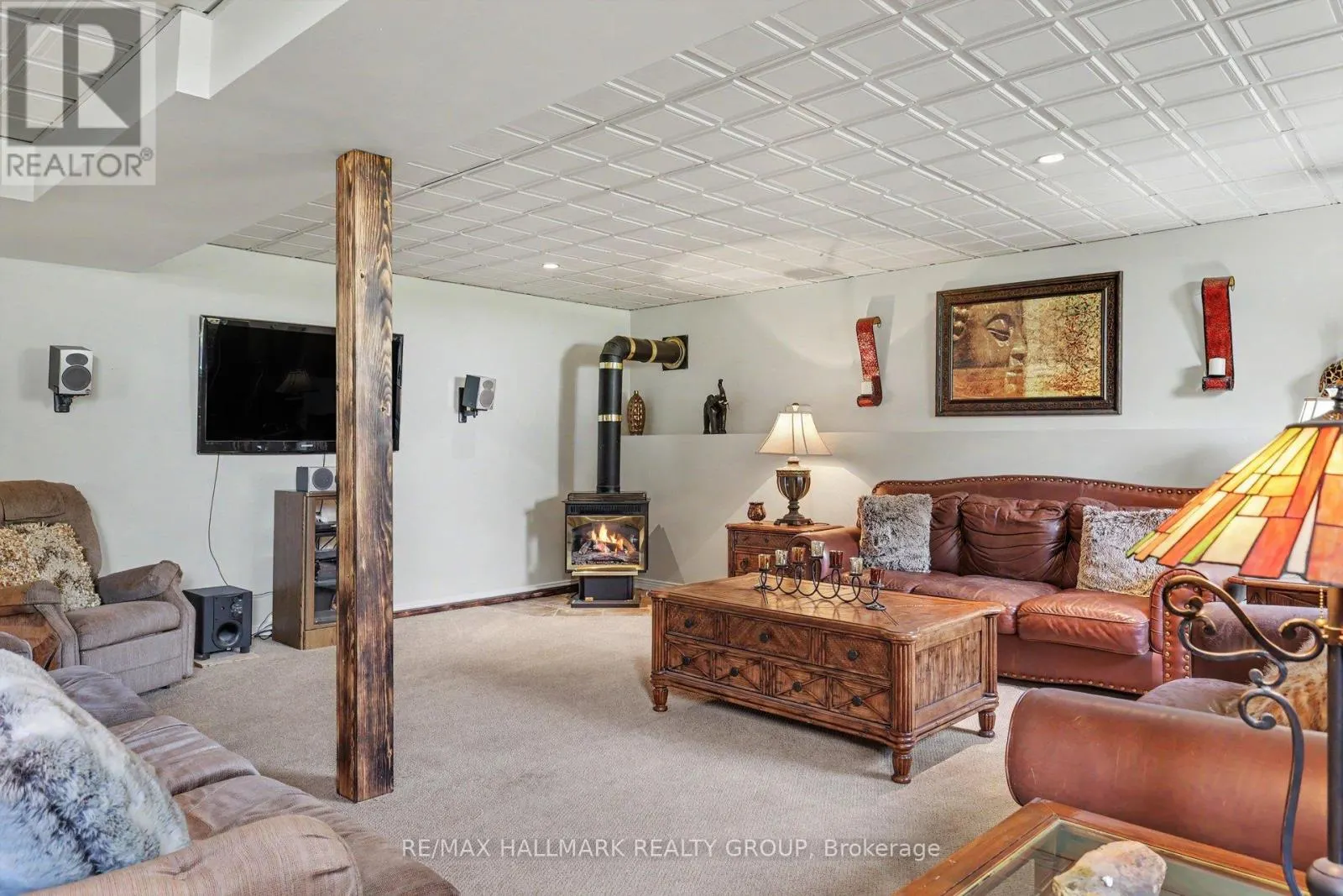 1721 CARSONBY ROAD E