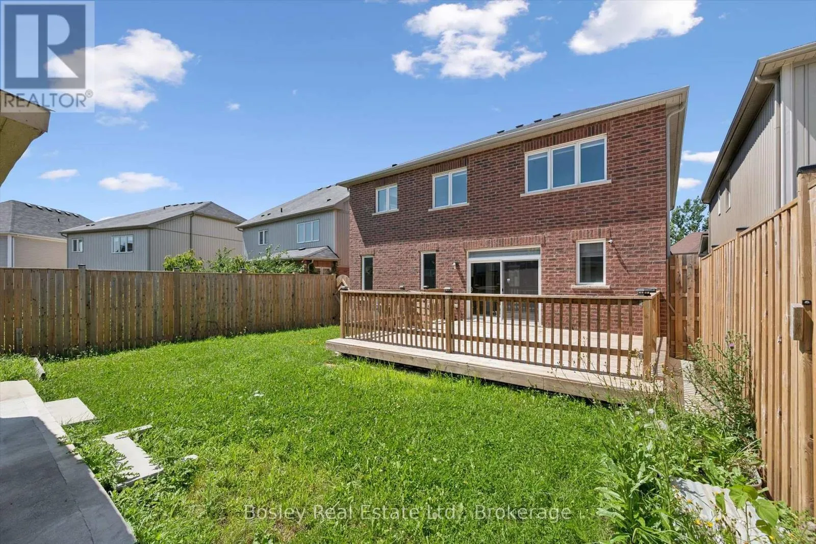 219 DOLMAN STREET W