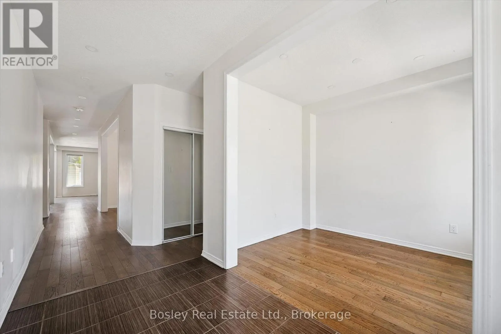 219 DOLMAN STREET W