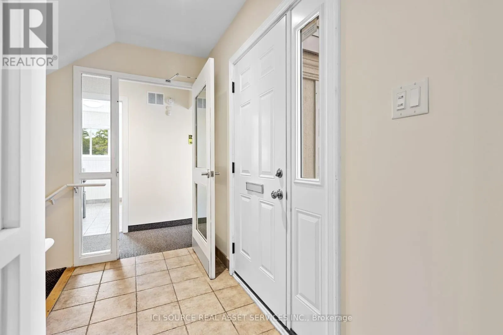 806 GREENBANK ROAD