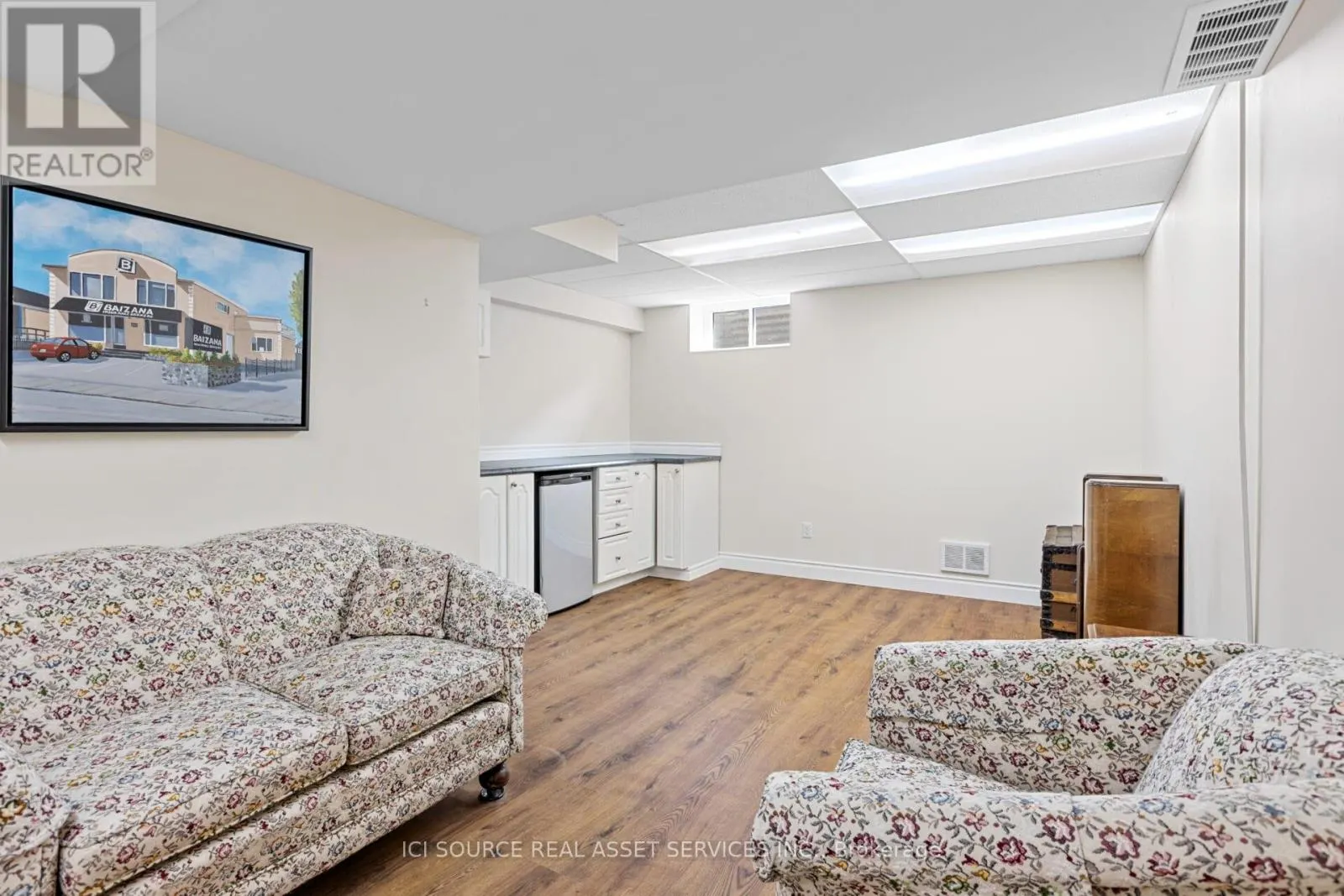 806 GREENBANK ROAD