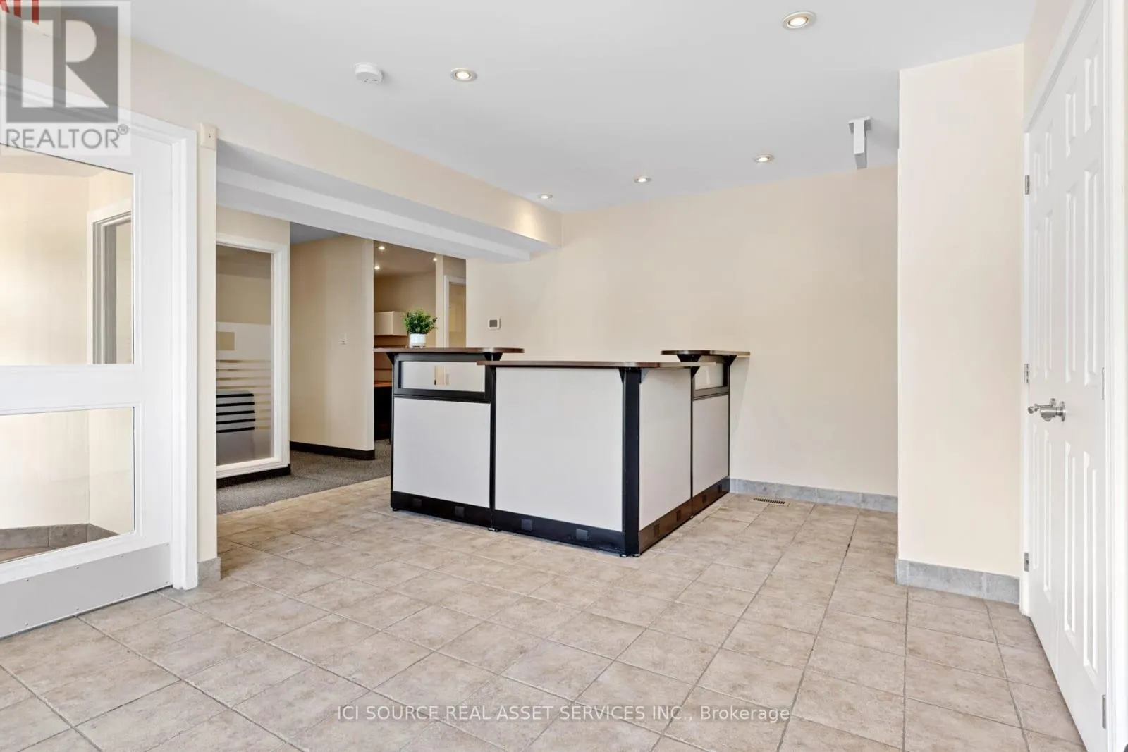 806 GREENBANK ROAD