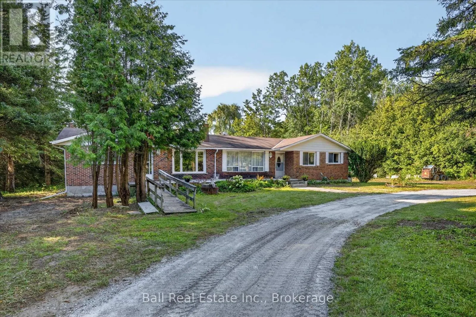 751 FORD CRESCENT