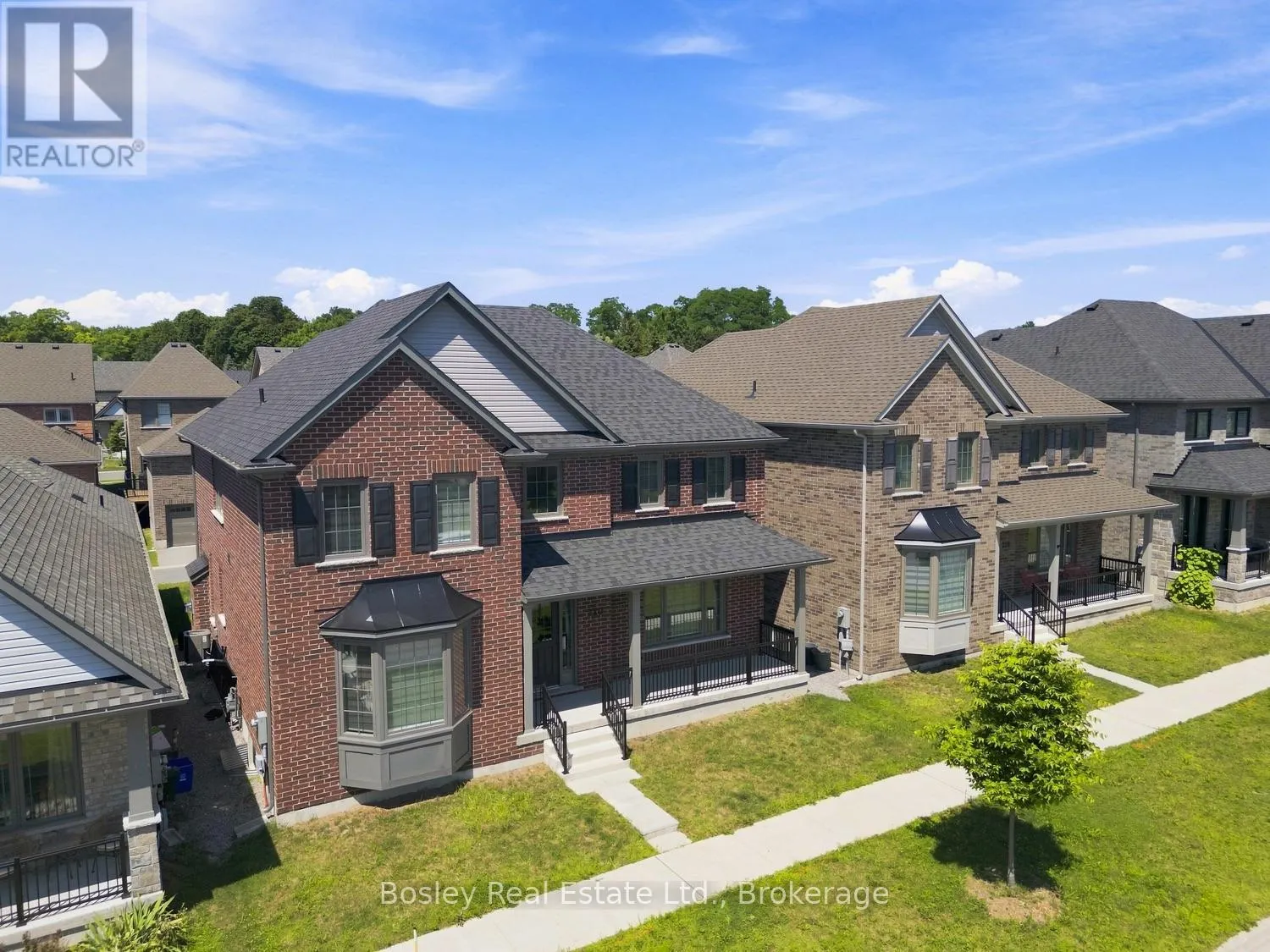 220 STRACHAN STREET