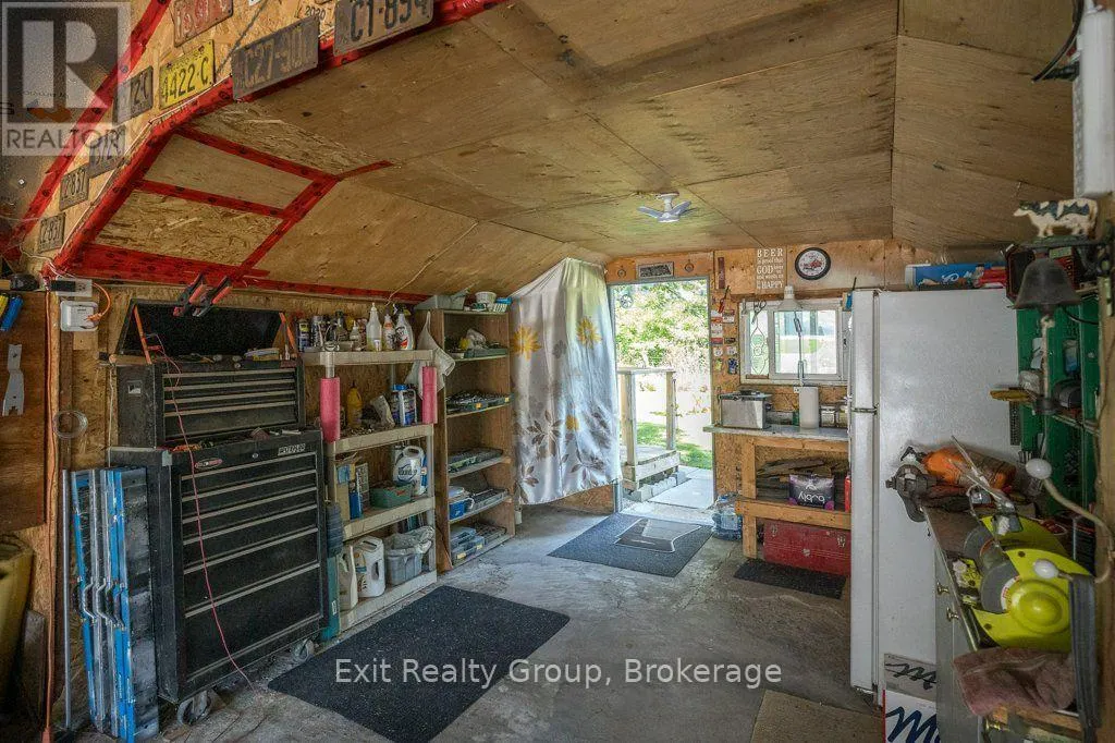 455 MINNIE AVENUE