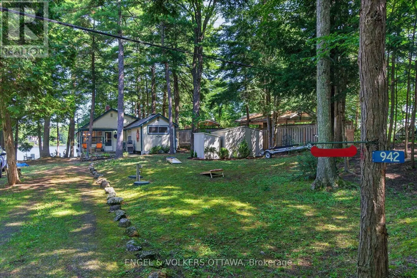 942 DUNN ROVIN LANE
