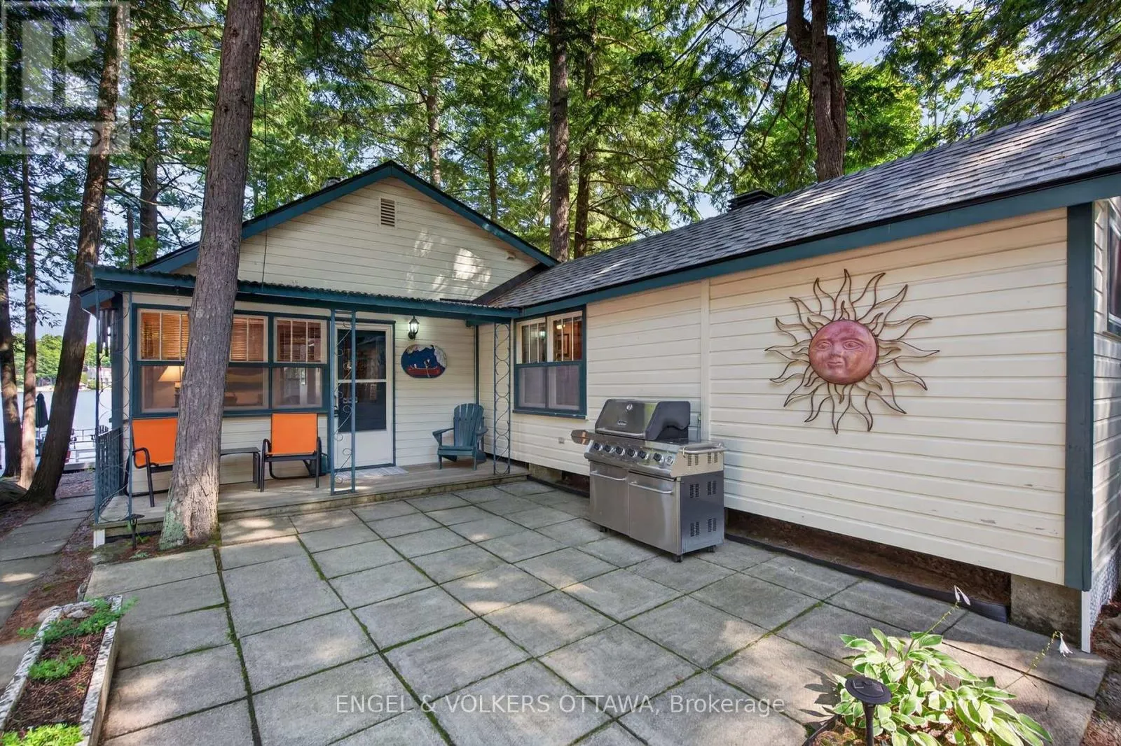 942 DUNN ROVIN LANE