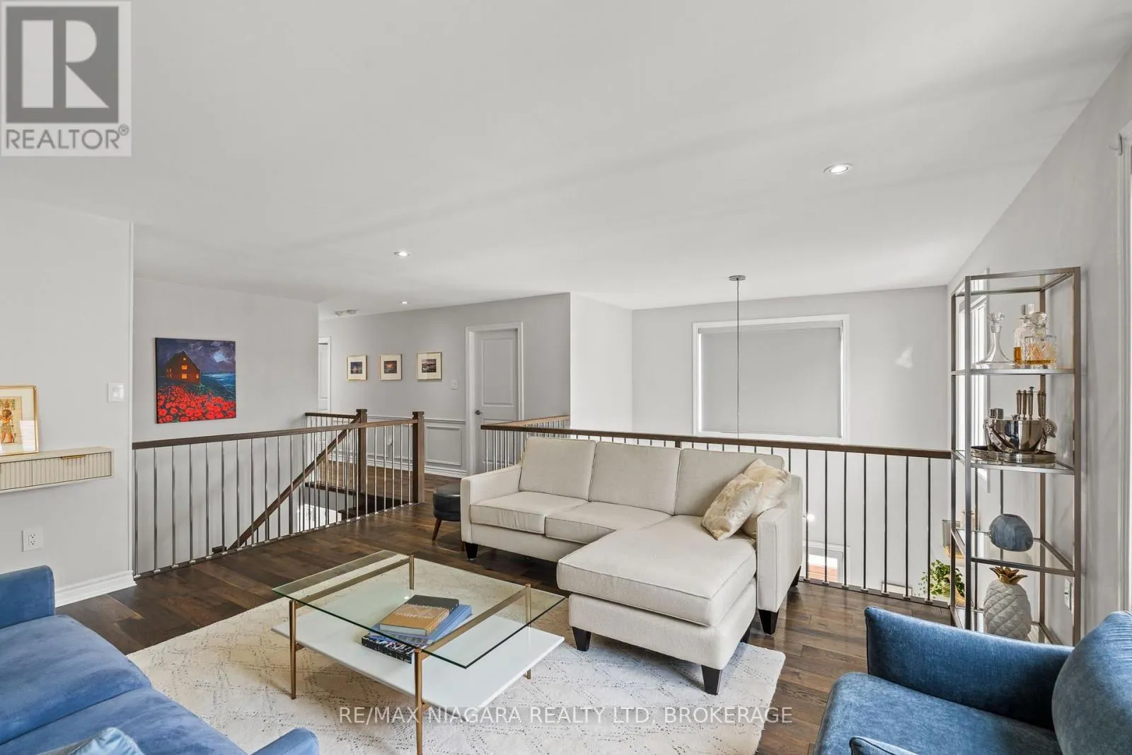130 JOHN STREET W